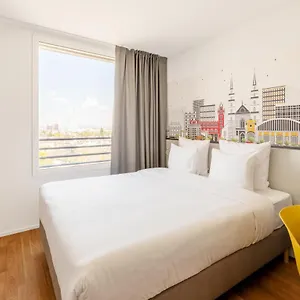 B&B Hotel Basel Базель